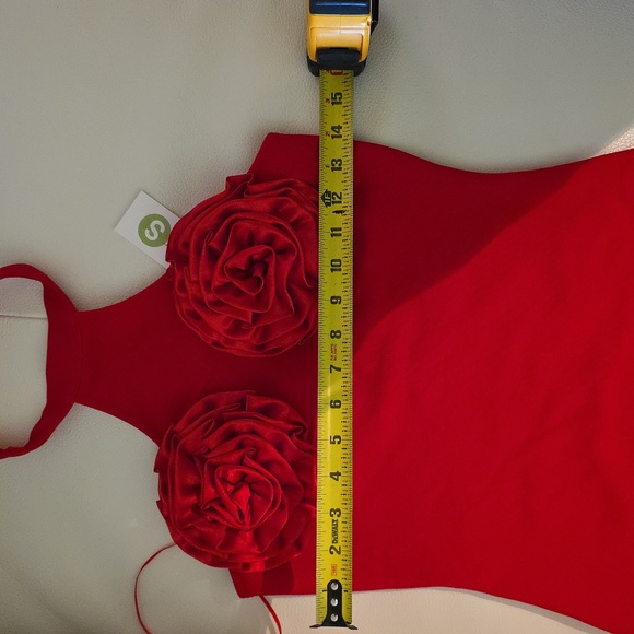 Red flower dress 😍 ♥️ ✨️ - Picture 11 of 11